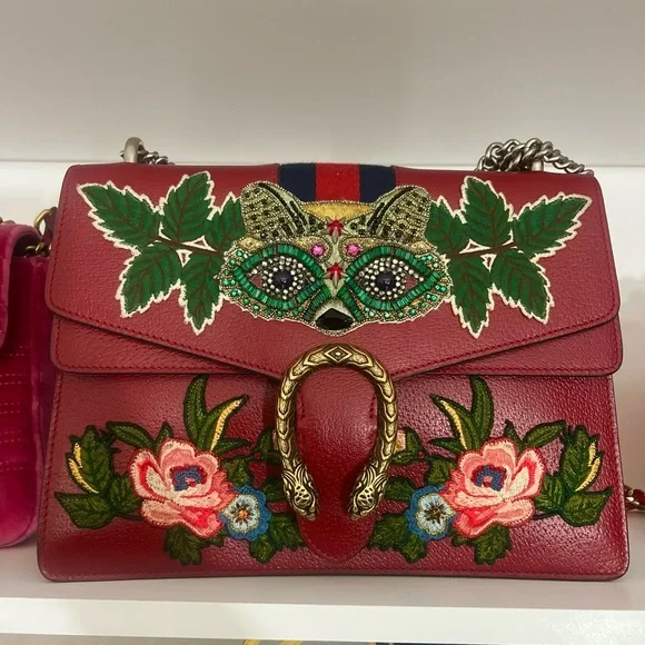Gucci Dionysus Medium Raccoon-Embroidered Shoulder Bag, Red/Multicolor - Picture 3 of 4